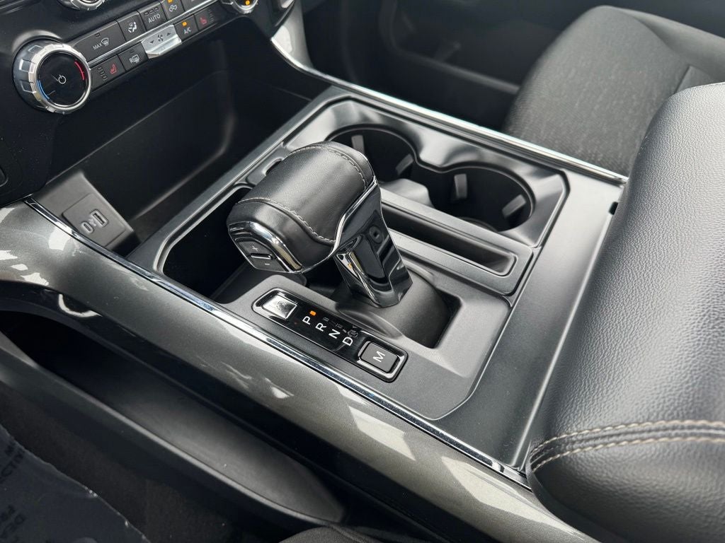 2023 Ford F-150 XLT w/ 6.5' Box