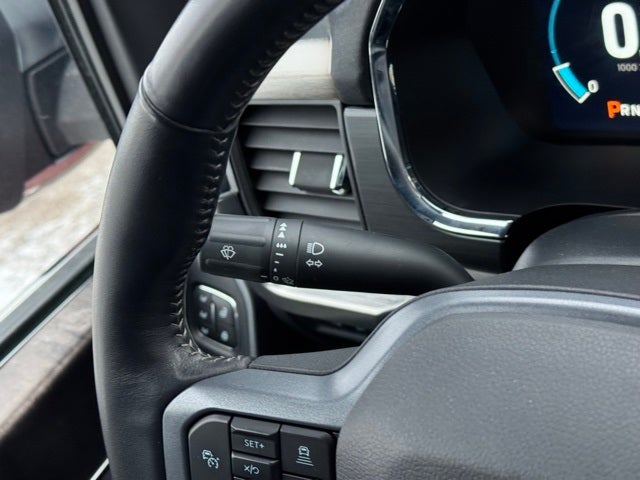 2023 Ford F-150 Lariat w/ Twin Panel Moonroof + 360 Camera