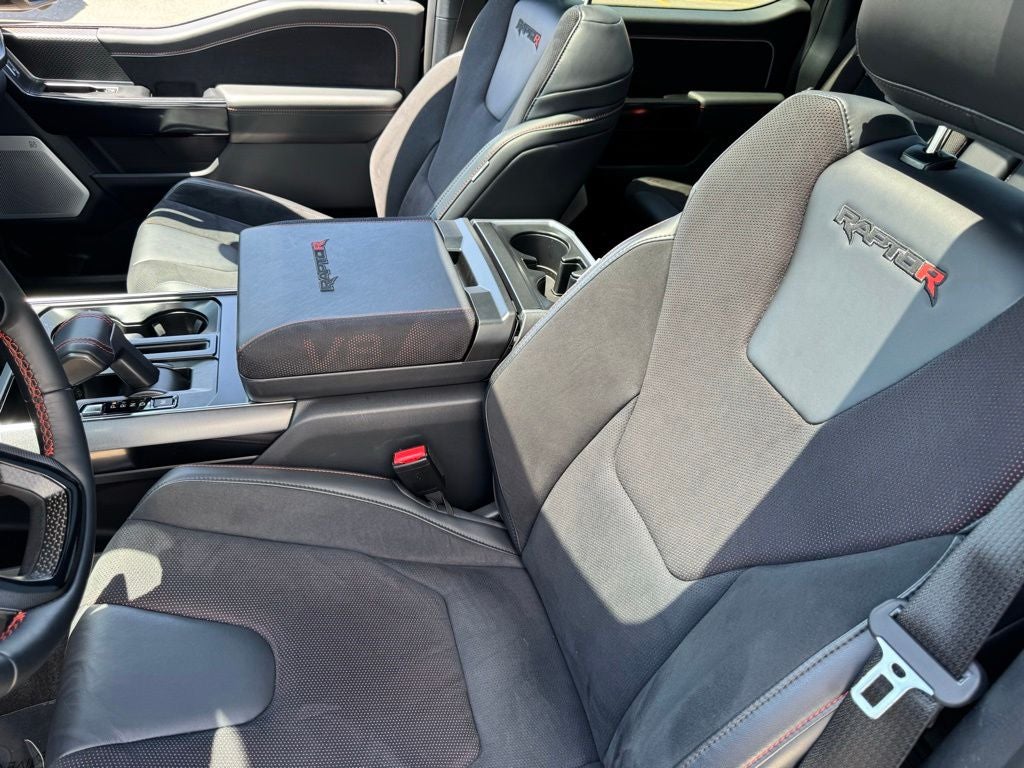 2025 Ford F-150 Raptor R