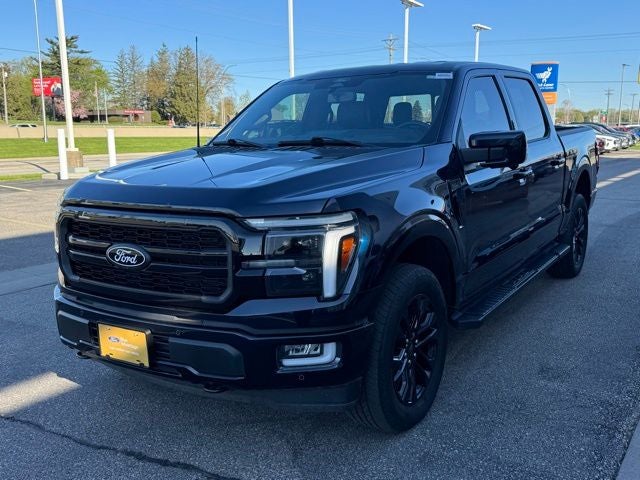 2024 Ford F-150 Lariat w/ Heated Steering Wheel + Head Up Display