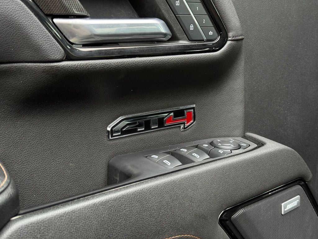 2023 GMC Sierra 1500 AT4