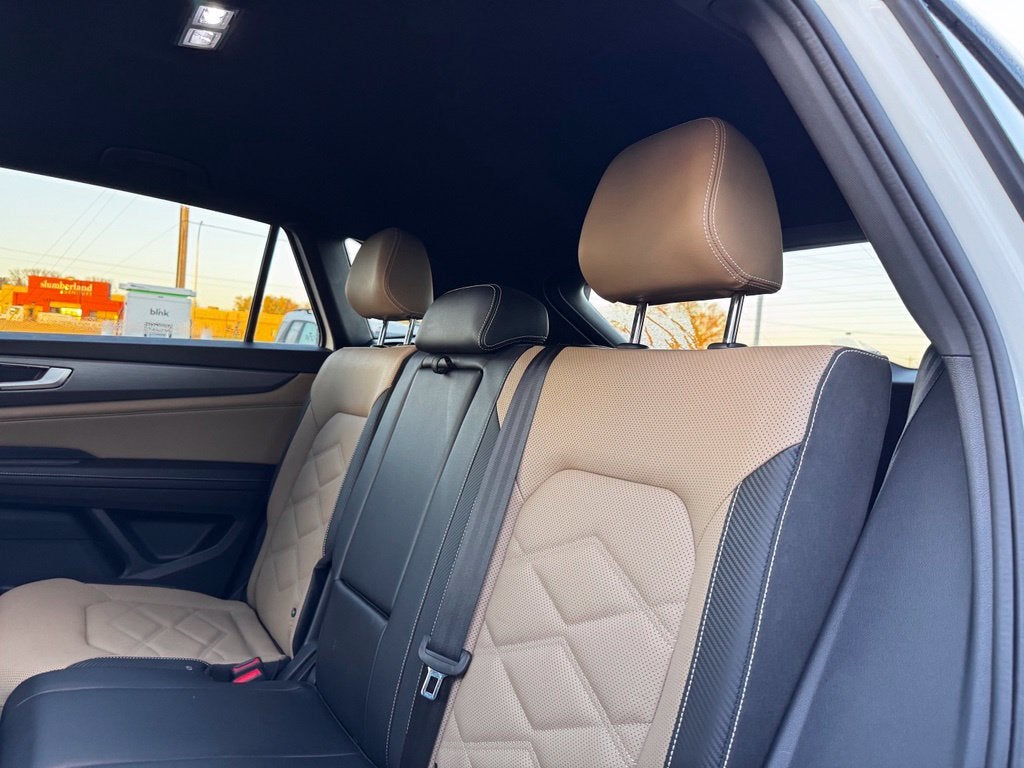 2024 Volkswagen Atlas Cross Sport 2.0T SE