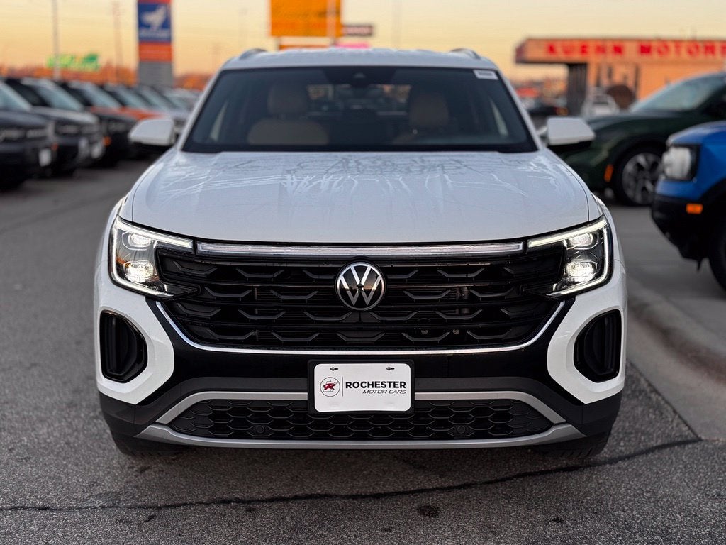2024 Volkswagen Atlas Cross Sport 2.0T SE