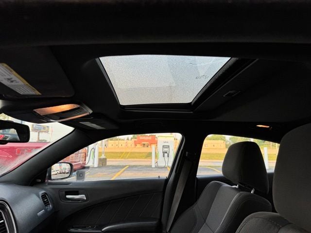 2015 Dodge Charger SXT