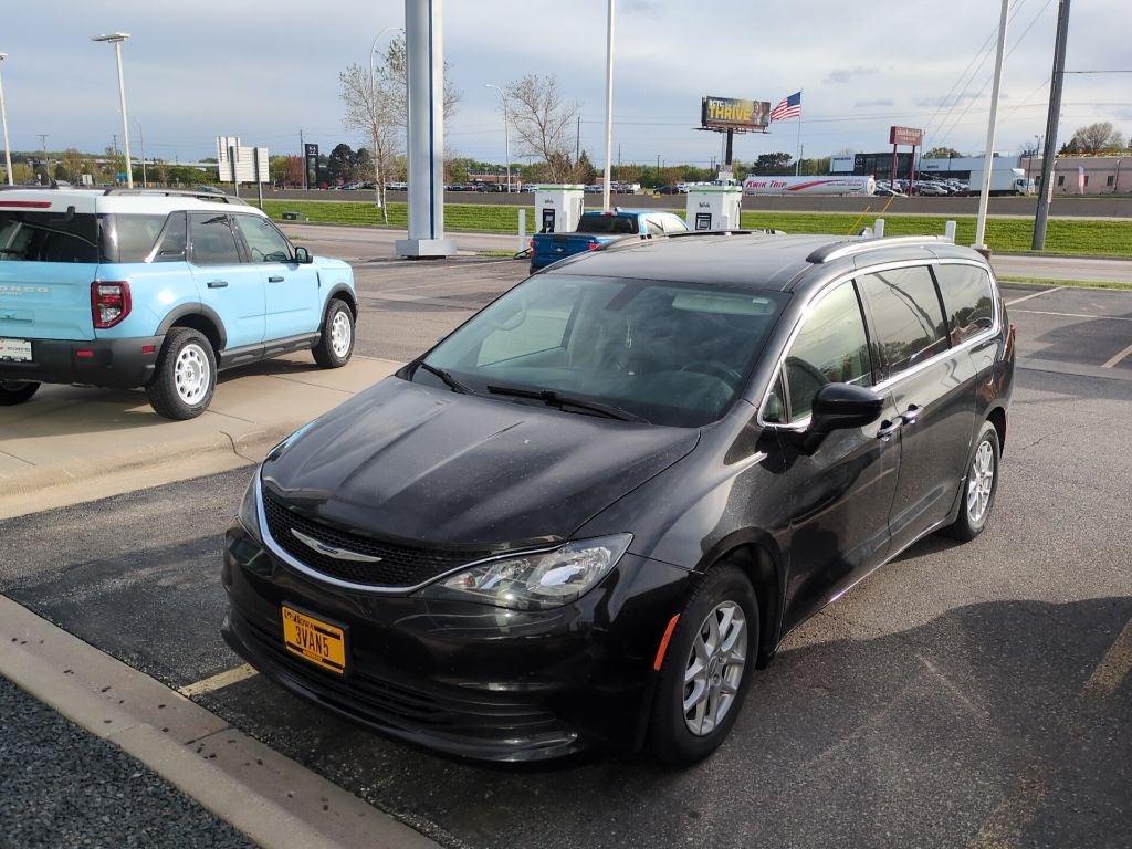 2020 Chrysler Voyager LXI