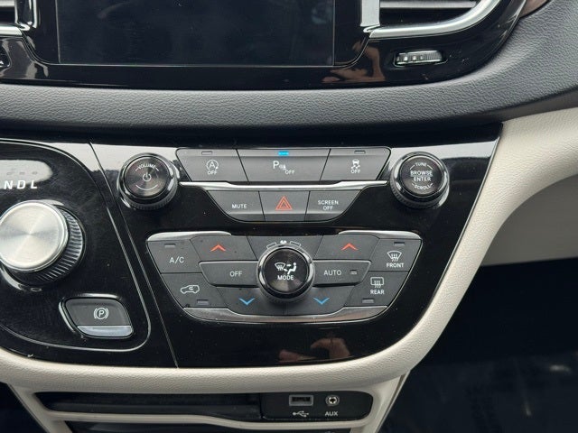 2018 Chrysler Pacifica Touring L Plus