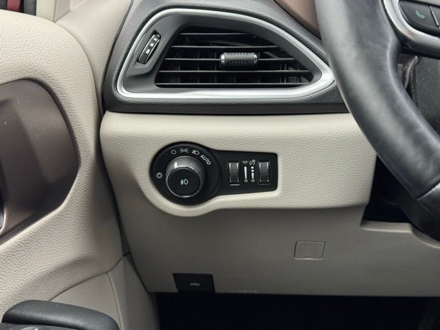 2018 Chrysler Pacifica Touring L Plus