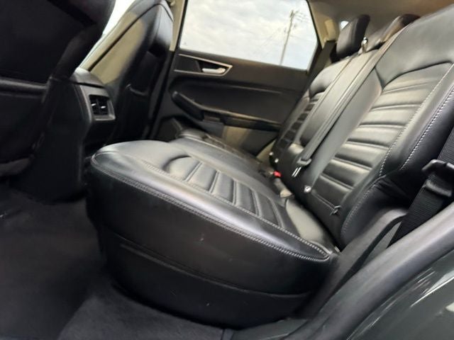2023 Ford Edge SEL w/Heated Steering Wheel + Panoramic Vista Roof
