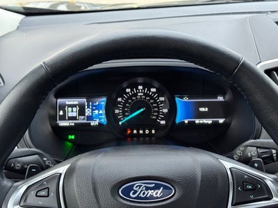 2023 Ford Edge SEL w/Heated Steering Wheel + Panoramic Vista Roof