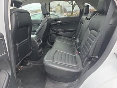 2023 Ford Edge SEL w/ Panoramic Moonroof + Heated Steering Wheel