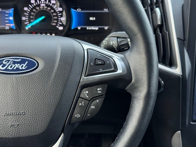 2022 Ford Edge SEL w/ Heated Steering Wheel + Power Liftgate