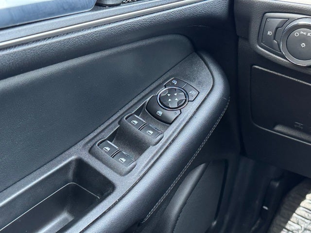 2022 Ford Edge SEL w/ Heated Steering Wheel + Power Liftgate