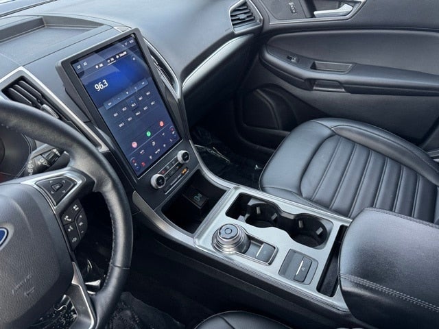 2022 Ford Edge SEL w/ Heated Steering Wheel + Power Liftgate