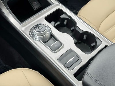 2023 Ford Edge SEL w/ Twin Panel Moonroof + Trailer Tow Package