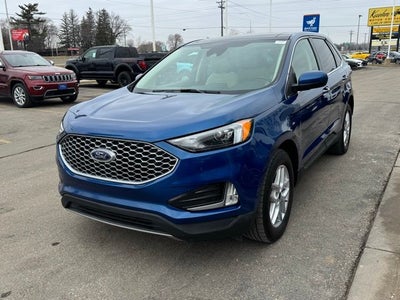 2023 Ford Edge SEL w/ Twin Panel Moonroof + Trailer Tow Package