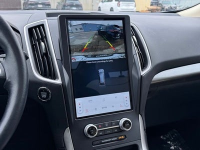 2023 Ford Edge SEL w/ Twin Panel Moonroof + Trailer Tow Package