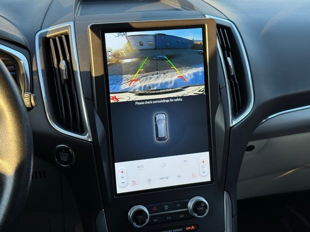 2021 Ford Edge Titanium w/ Panoramic Moonroof + Trailer Tow Package