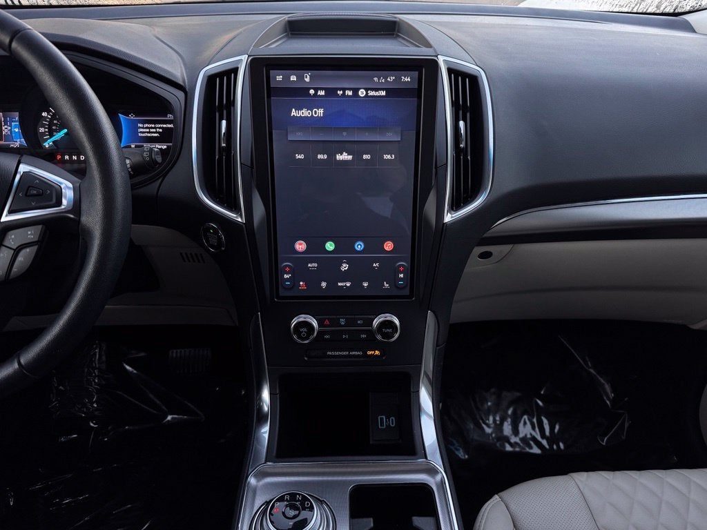 2024 Ford Edge Titanium w/Panoramic Roof