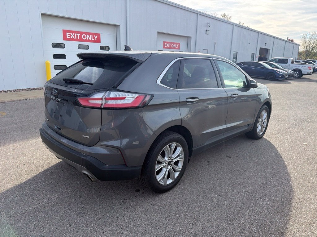 2024 Ford Edge Titanium w/Panoramic Roof