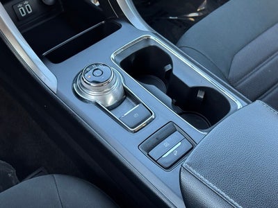 2019 Ford Fusion Hybrid SE w/ Navigation + Adaptive Cruise