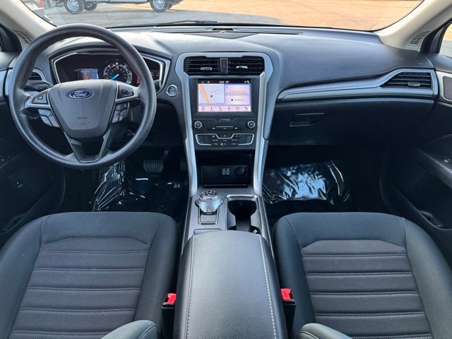 2019 Ford Fusion Hybrid SE w/ Navigation + Adaptive Cruise