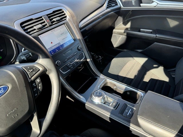 2020 Ford Fusion Hybrid SE w/ Navigation + Remote Start via Ford App