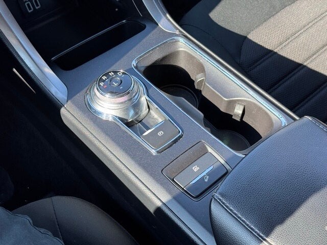 2020 Ford Fusion Hybrid SE w/ Navigation + Remote Start via Ford App