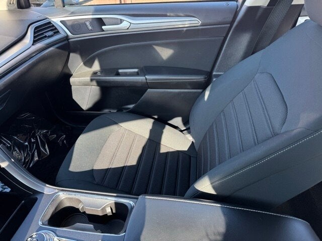 2020 Ford Fusion Hybrid SE w/ Navigation + Remote Start via Ford App