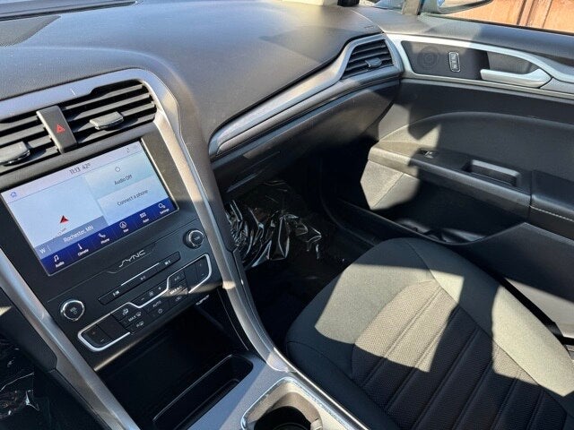 2020 Ford Fusion Hybrid SE w/ Navigation + Remote Start via Ford App