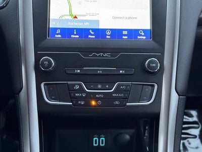 2020 Ford Fusion Hybrid SE w/ Navigation + Remote Start via Ford App