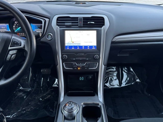 2020 Ford Fusion Hybrid SE w/ Navigation + Remote Start via Ford App