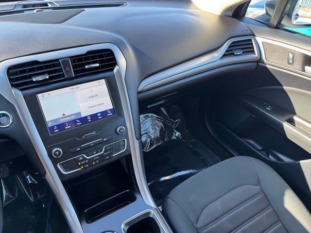 2020 Ford Fusion Hybrid SE w/ Navigation + Remote Start via Ford App