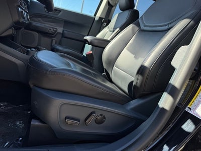 2024 Ford Maverick Lariat w/ Power Moonroof + 4K Tow Package