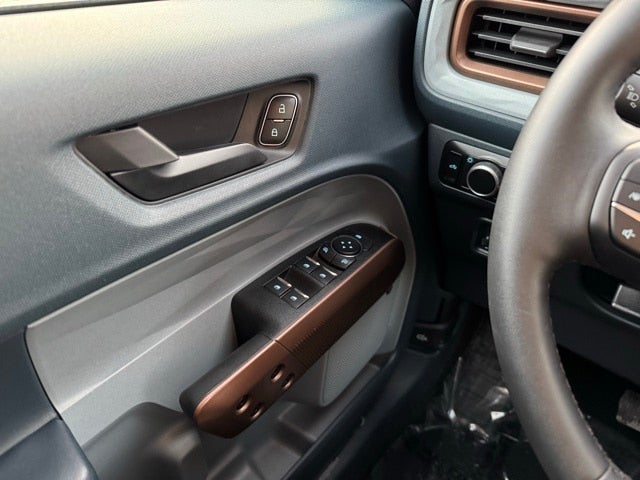 2024 Ford Maverick Lariat w/ Heated Steering Wheel + 4k Tow Package