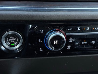 2023 GMC Sierra 1500 SLT w/ Power Moonroof + Adaptive Cruise