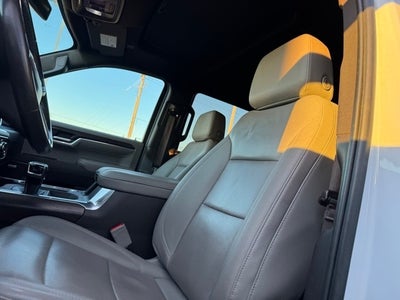 2023 GMC Sierra 1500 SLT w/ Power Moonroof + Adaptive Cruise