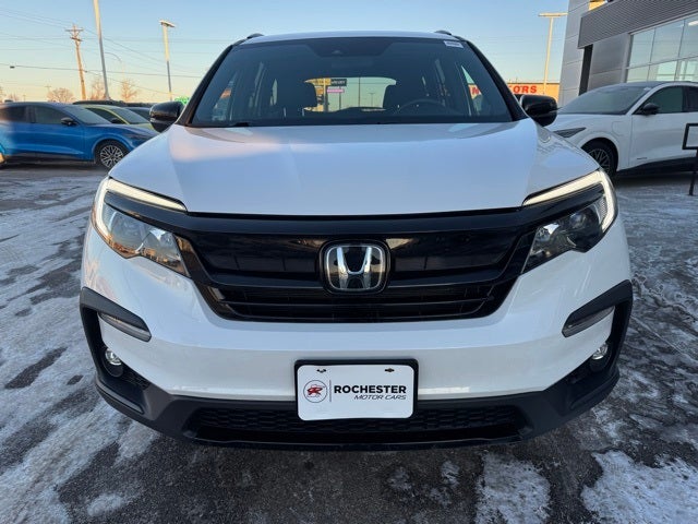 2022 Honda Pilot Sport w/ Adaptive Cruise + Heated Steering Wheel