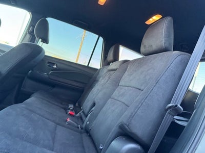 2022 Honda Pilot Sport w/ Adaptive Cruise + Heated Steering Wheel