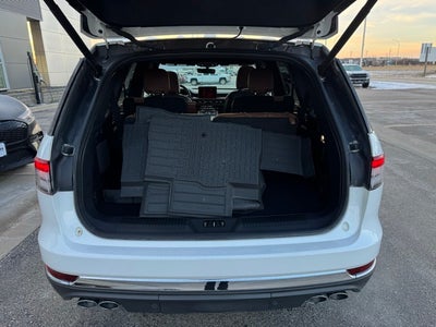 2022 Lincoln Aviator Reserve w/ Heated Steering Wheel + Trailer Tow Package