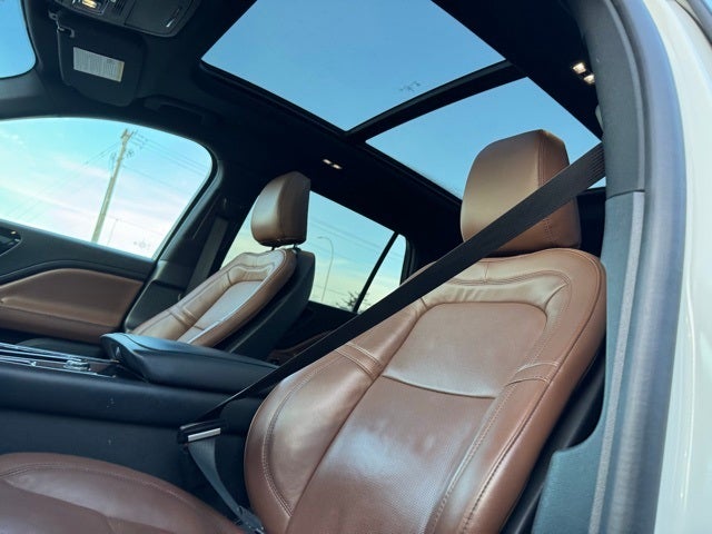 2022 Lincoln Aviator Reserve w/ Heated Steering Wheel + Trailer Tow Package