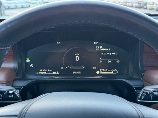 2022 Lincoln Aviator Reserve w/ Heated Steering Wheel + Trailer Tow Package