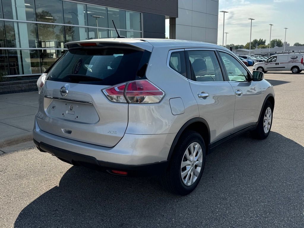 2015 Nissan Rogue S