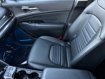 2024 Kia Sportage SX-Prestige w/ Power Moonroof + Heated Steering Wheel