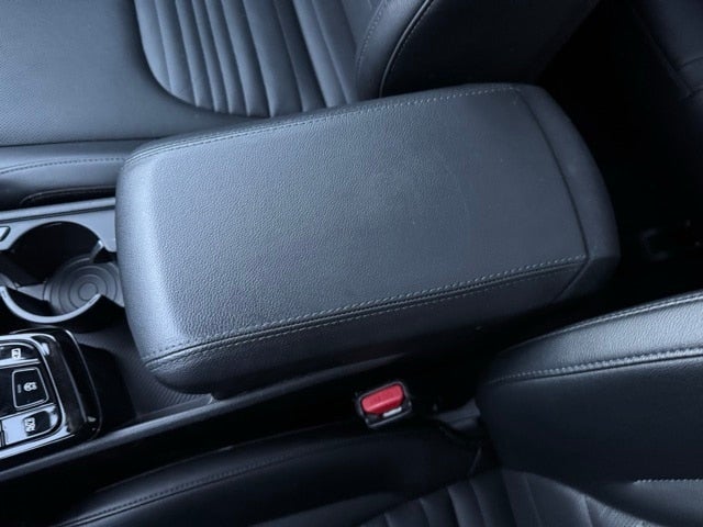 2024 Kia Sportage SX-Prestige w/ Power Moonroof + Heated Steering Wheel