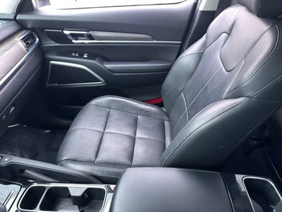 2021 Kia Telluride EX w/ Power Moonroof + 2nd Row Buckets