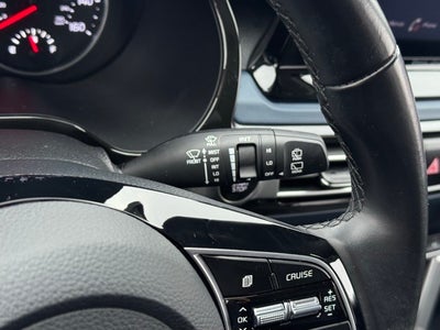 2023 Kia Seltos S w/ Intelligent Access + Remote Start