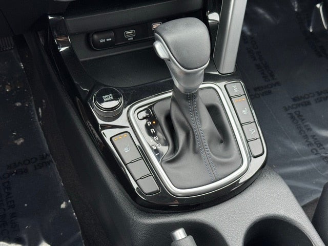 2023 Kia Seltos S w/ Intelligent Access + Remote Start