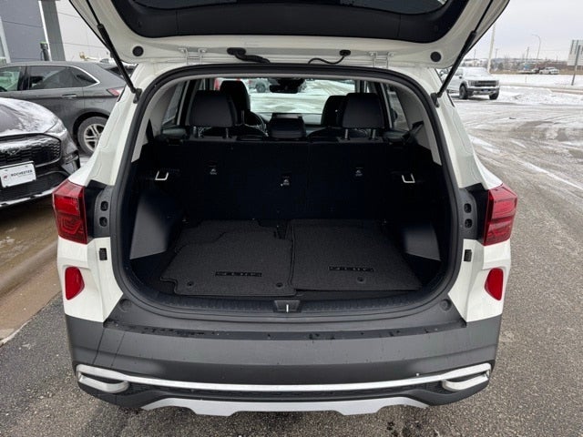 2023 Kia Seltos S w/ Intelligent Access + Remote Start