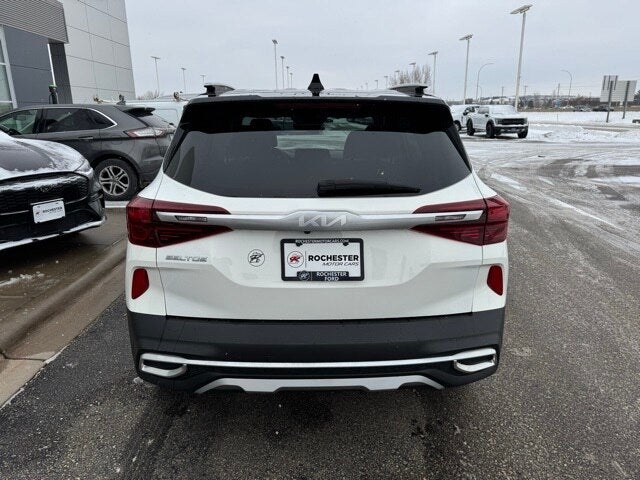 2023 Kia Seltos S w/ Intelligent Access + Remote Start