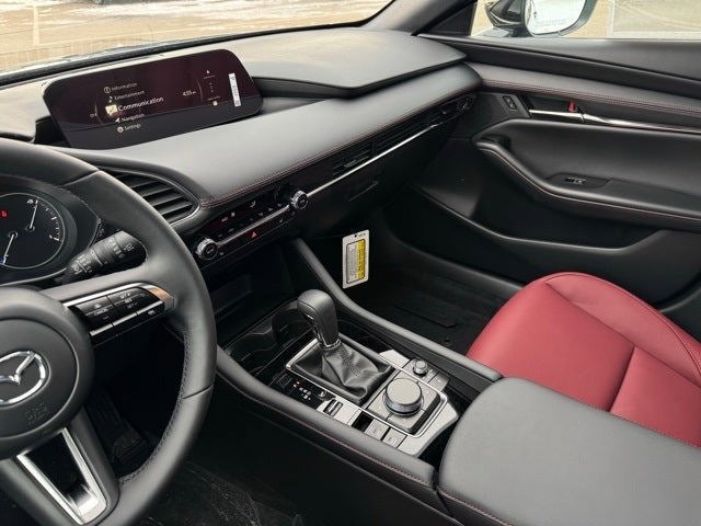 2026 Mazda Mazda3 Hatchback 2.5 S Carbon Edition AWD